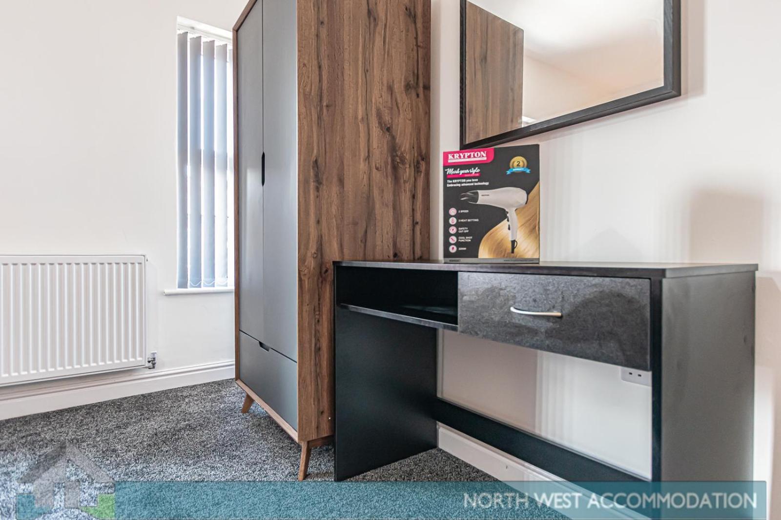 Wellfield Serviced Accommodation Warrington Zewnętrze zdjęcie